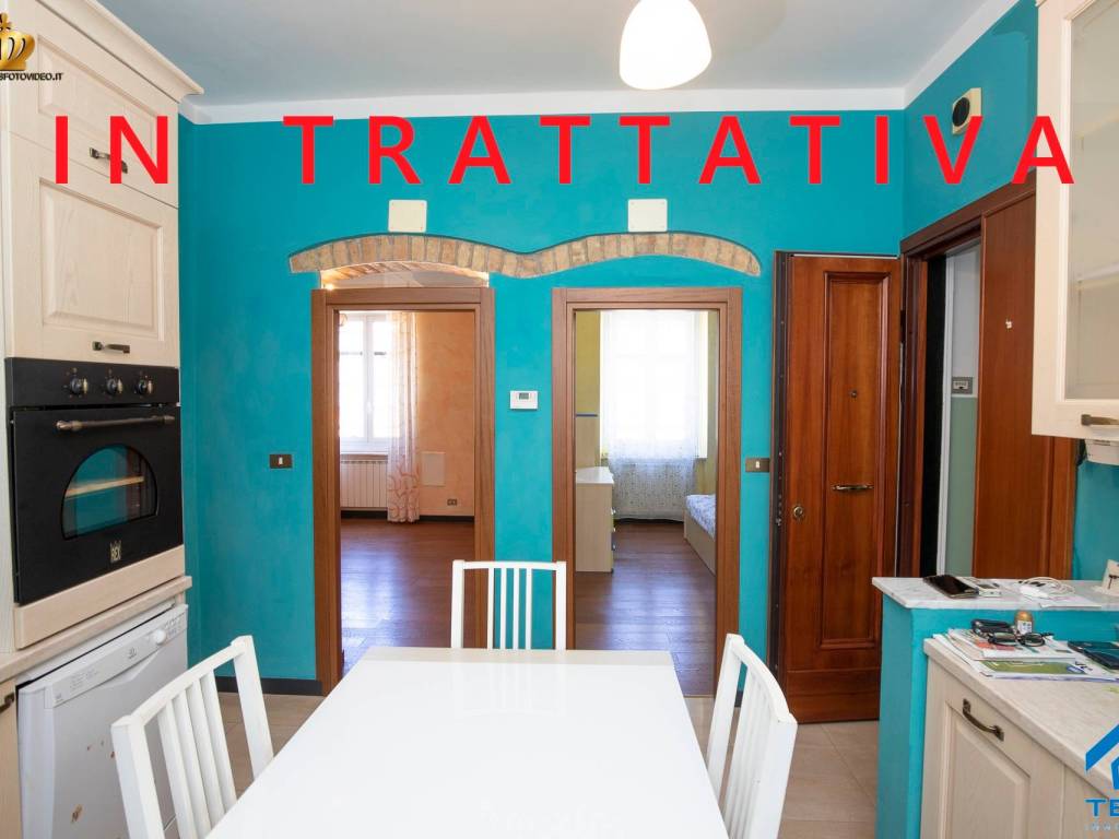 appartamento in vendita a Genova in zona Staglieno