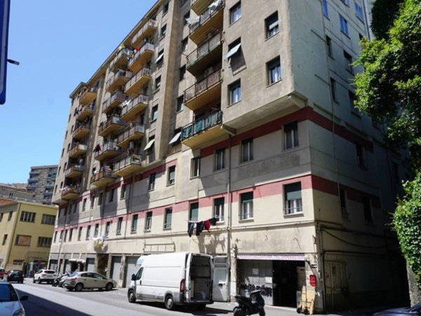 appartamento in vendita a Genova in zona Sampierdarena