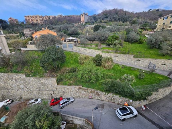 appartamento in vendita a Genova in zona Quezzi