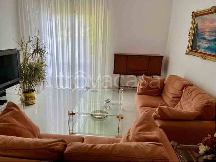 appartamento in vendita a Genova in zona Sturla