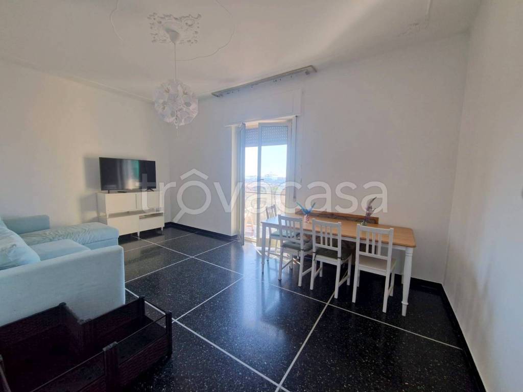 appartamento in vendita a Genova in zona Palmaro / Pra'