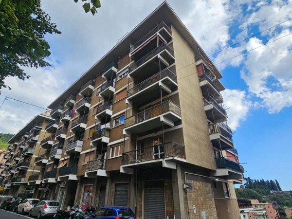 appartamento in vendita a Genova in zona Oregina