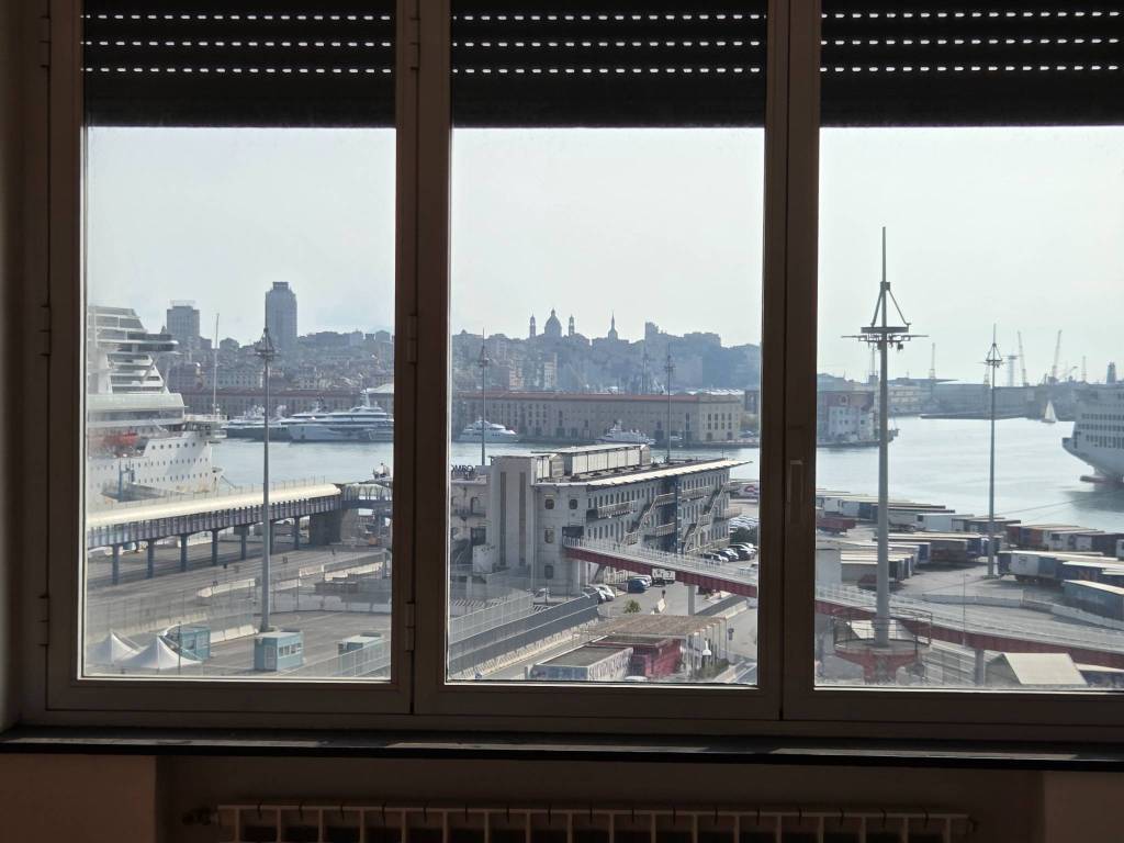 appartamento in vendita a Genova in zona DiNegro