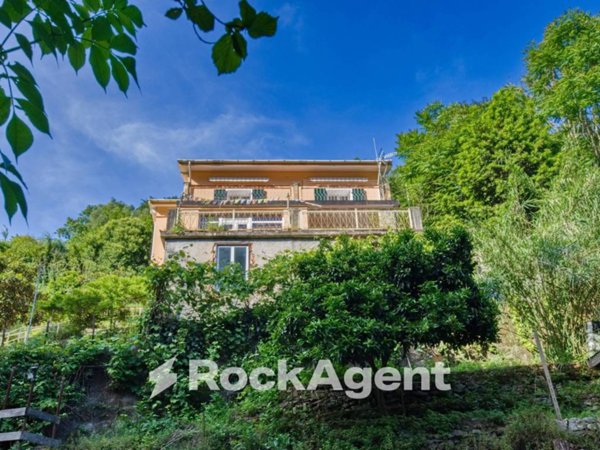 intera palazzina in vendita a Genova in zona Borzoli