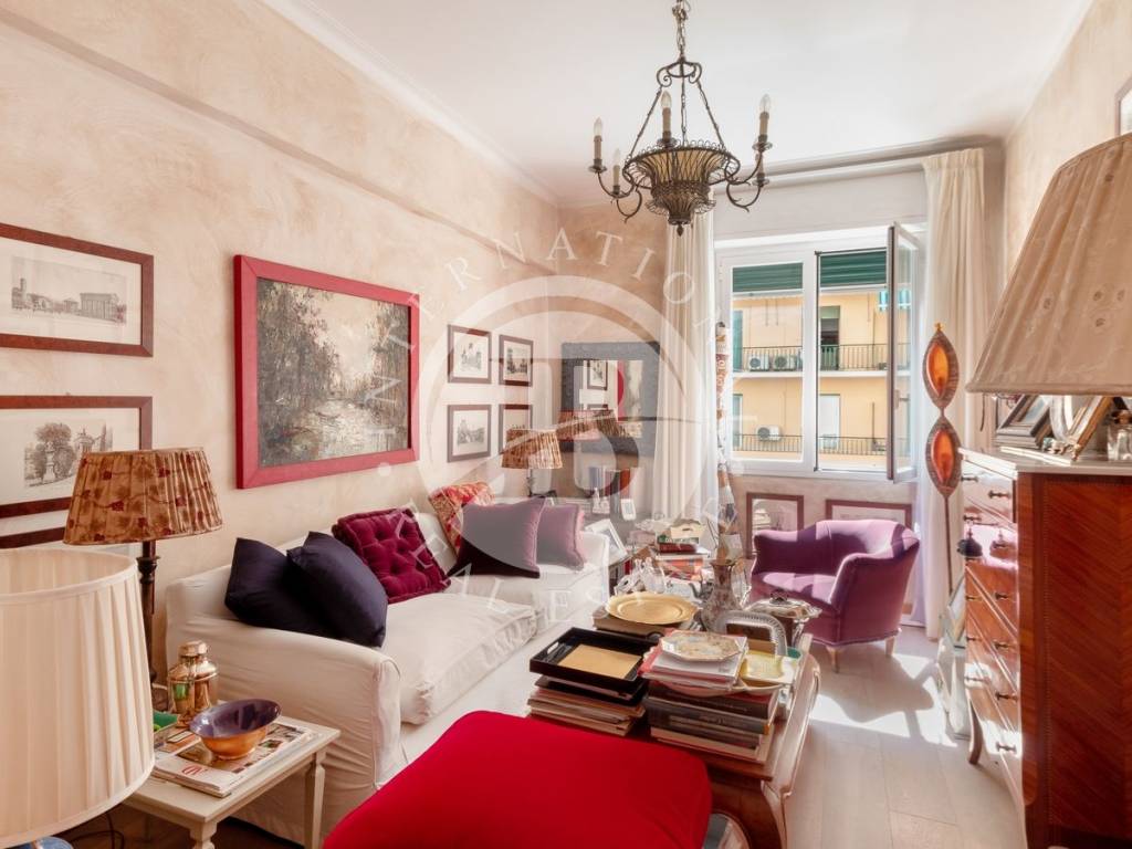 appartamento in vendita a Genova in zona Foce