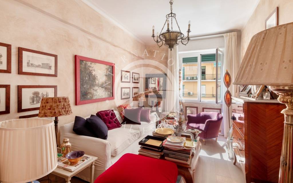 appartamento in vendita a Genova in zona Foce