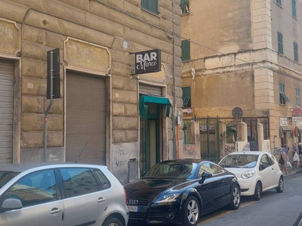 negozio in vendita a Genova in zona Lagaccio / Granarolo