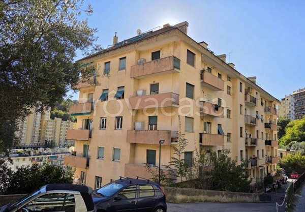 appartamento in vendita a Genova in zona Quezzi