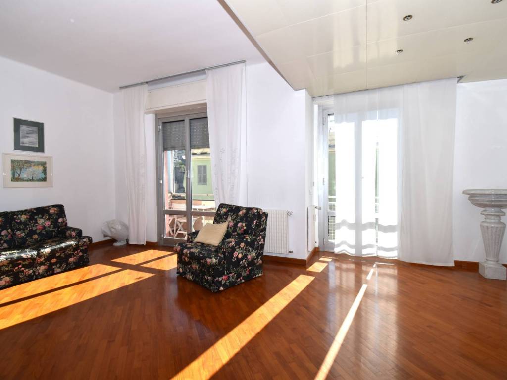 appartamento in vendita a Genova in zona Castelletto