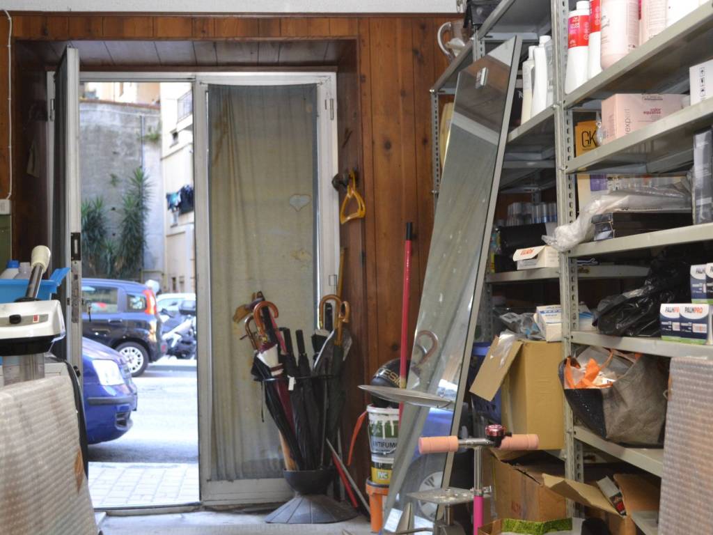 appartamento in vendita a Genova in zona Quezzi