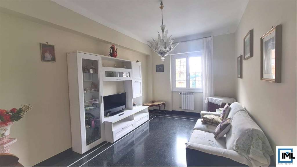 appartamento in vendita a Genova in zona Oregina