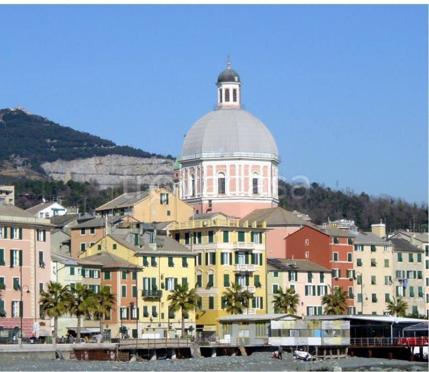 negozio in vendita a Genova in zona Pegli