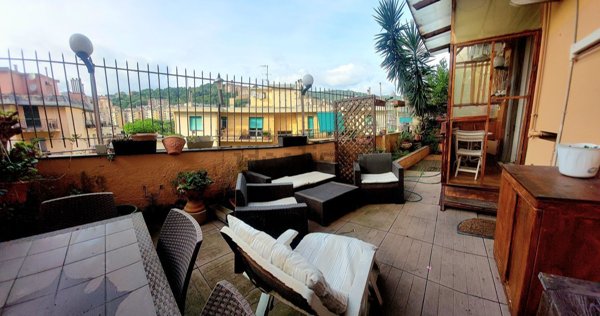 appartamento in vendita a Genova in zona Marassi