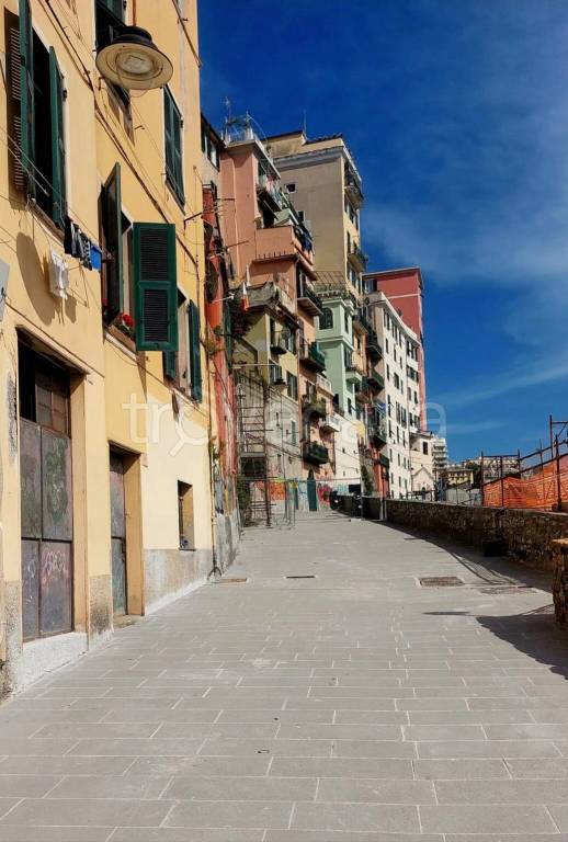 negozio in vendita a Genova in zona Sottoripa / Maddalena / Molo