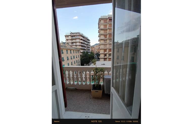 appartamento in vendita a Genova in zona Sestri Ponente