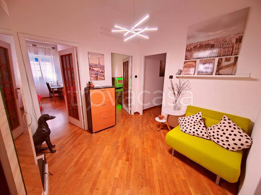 appartamento in vendita a Genova in zona Pegli