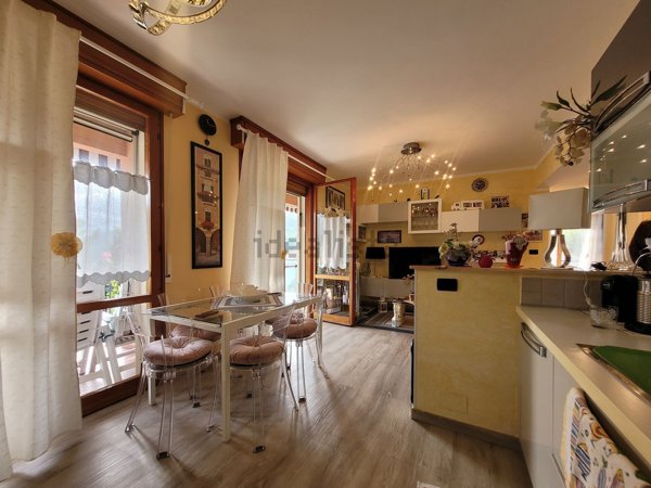 appartamento in vendita a Genova in zona Molassana