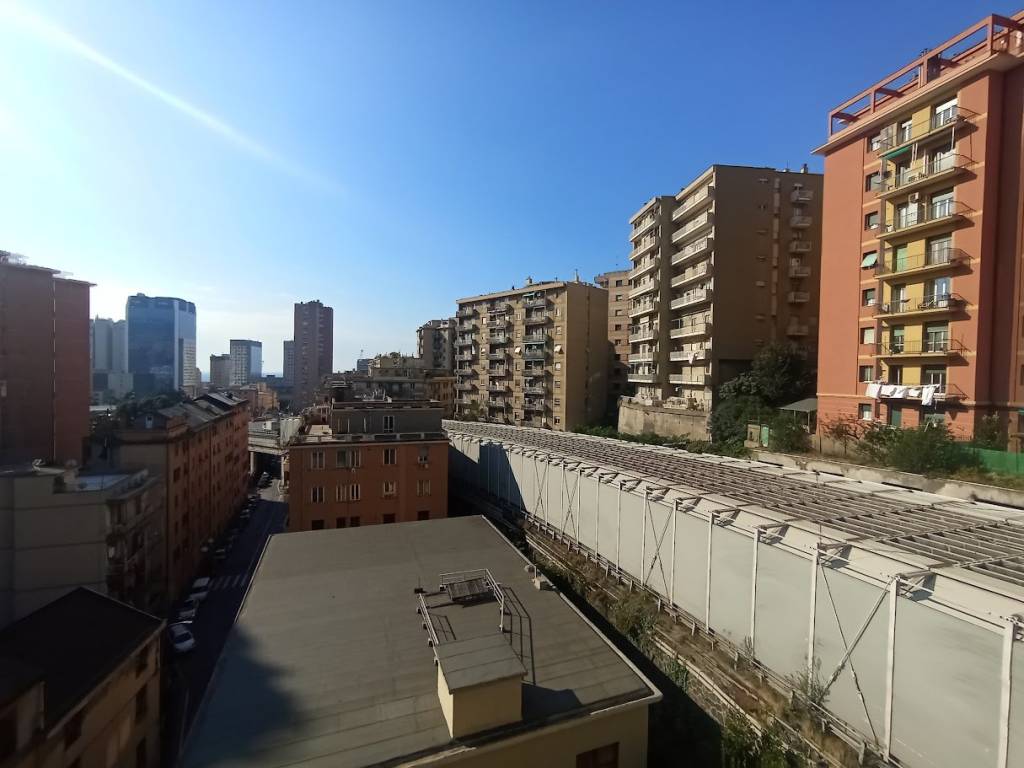 appartamento in vendita a Genova in zona Sampierdarena