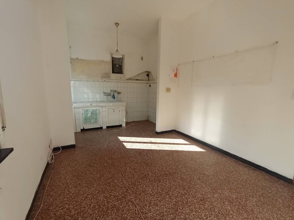 appartamento in vendita a Genova in zona Sampierdarena