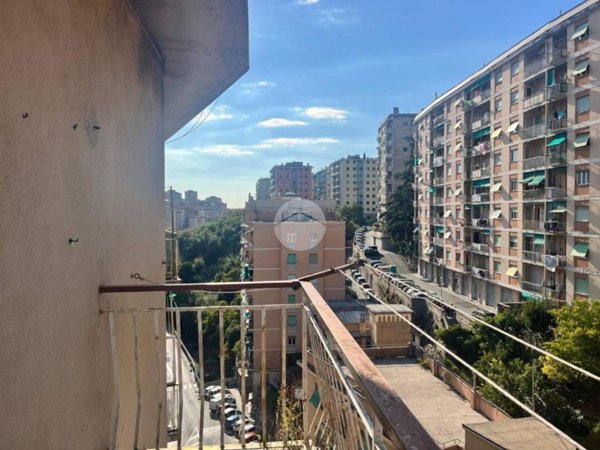 appartamento in vendita a Genova in zona Quezzi