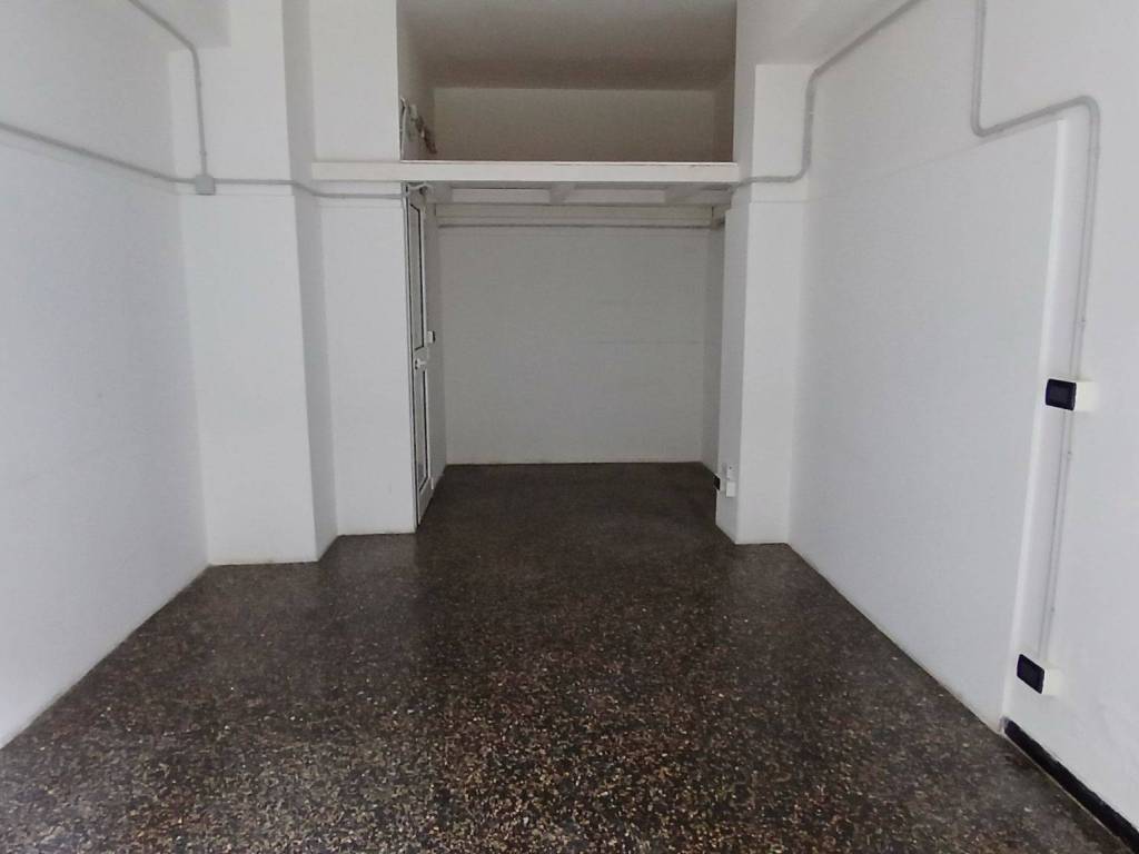 negozio in vendita a Genova in zona Pegli