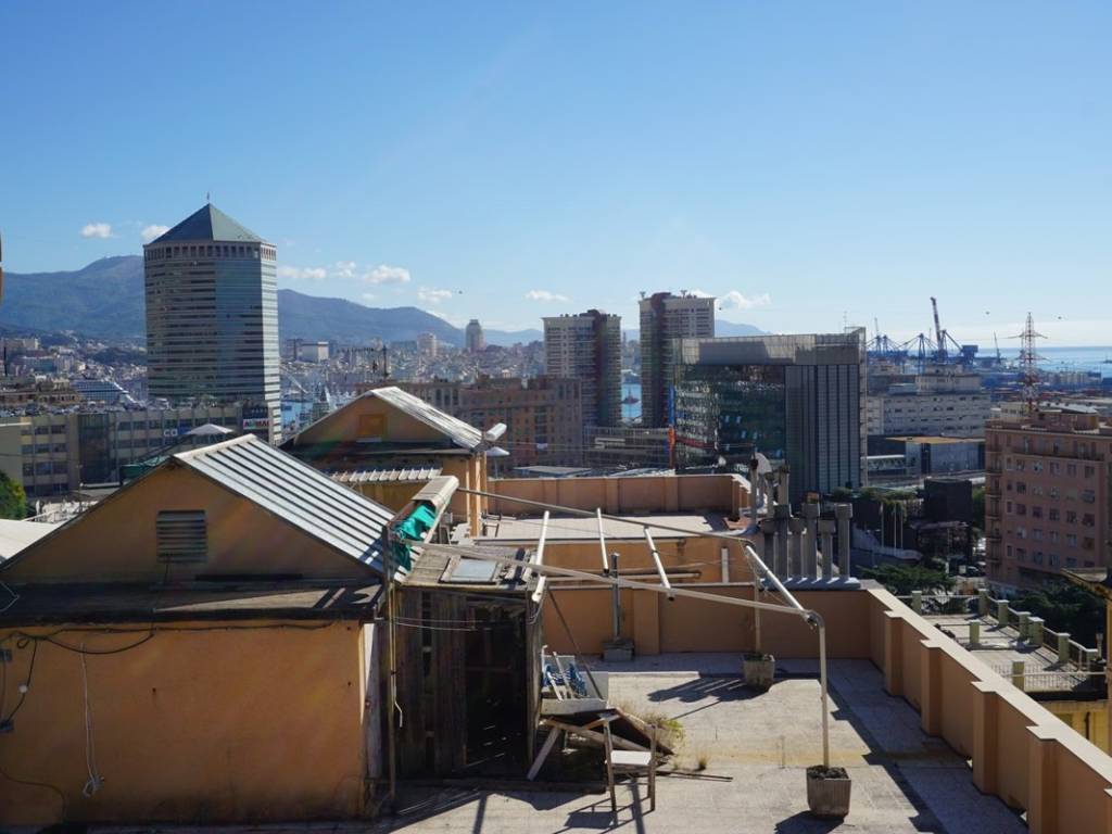 appartamento in vendita a Genova in zona Sampierdarena