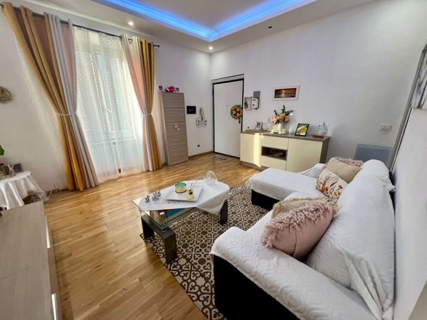 appartamento in vendita a Genova in zona Sestri Ponente