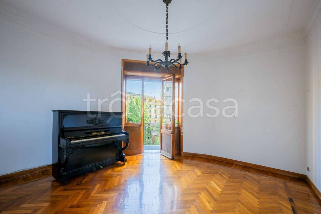 appartamento in vendita a Genova in zona Pegli