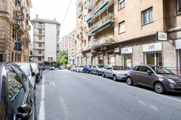 appartamento in vendita a Genova in zona Quezzi