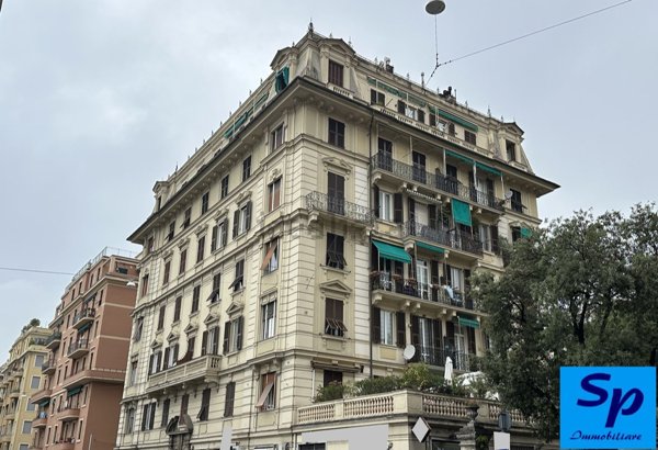 locale commerciale in vendita a Genova in zona San Fruttuoso