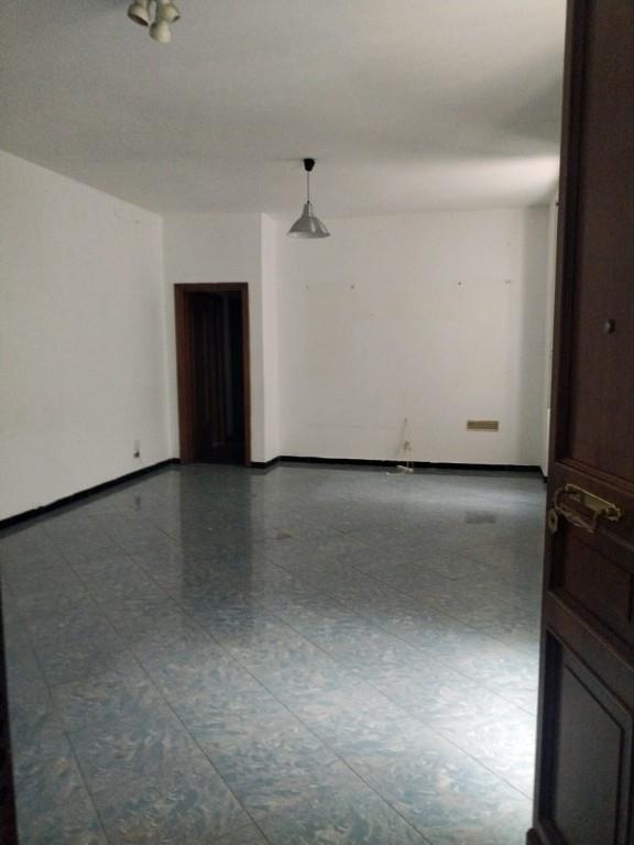 appartamento in vendita a Genova in zona Sampierdarena