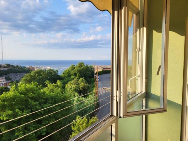 appartamento in vendita a Genova in zona Lagaccio / Granarolo