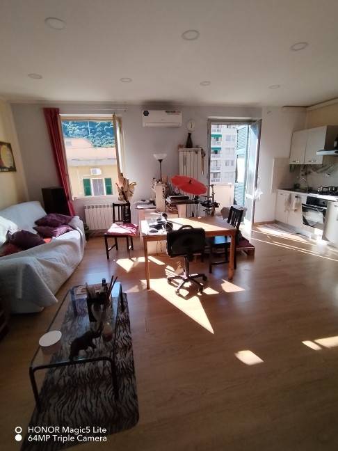 appartamento in vendita a Genova in zona Molassana