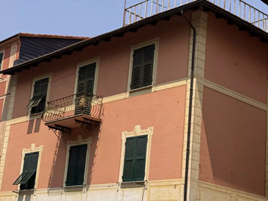 appartamento in vendita a Genova in zona Sturla