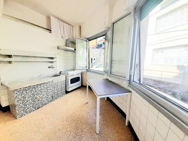 appartamento in vendita a Genova in zona Molassana