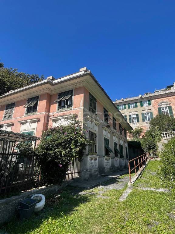 appartamento in vendita a Genova in zona Cornigliano
