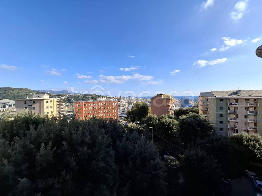 appartamento in vendita a Genova in zona Cornigliano