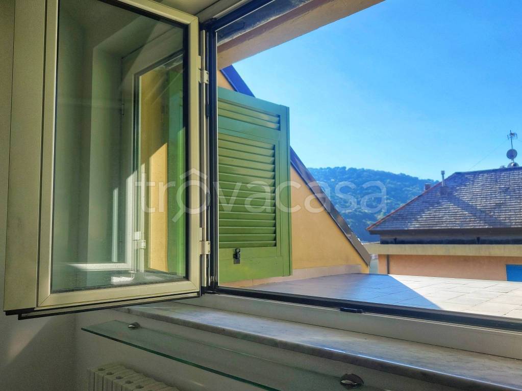 appartamento in vendita a Genova in zona Molassana