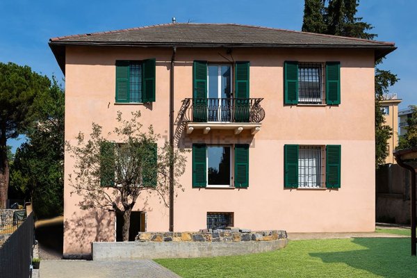casa indipendente in vendita a Genova