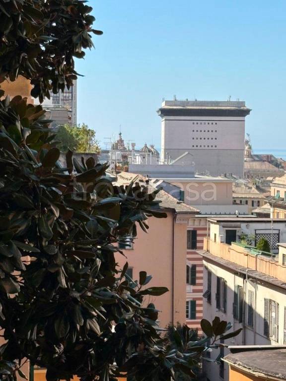 appartamento in vendita a Genova in zona Castelletto