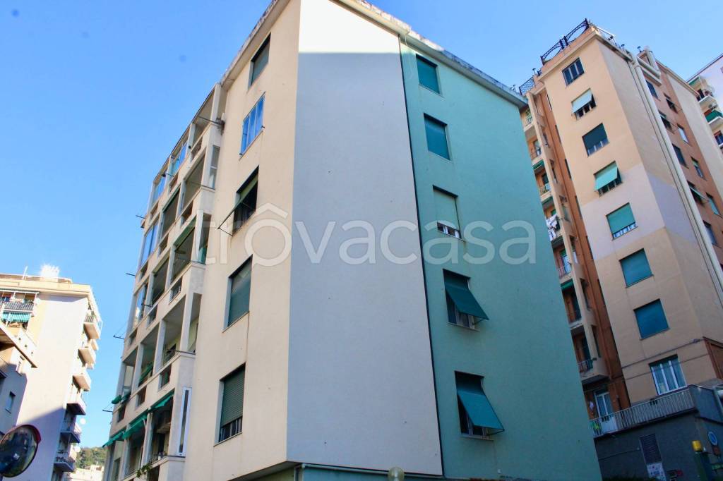 appartamento in vendita a Genova in zona San Martino
