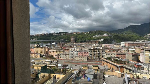 appartamento in vendita a Genova in zona Certosa