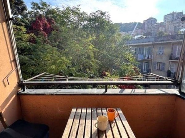 appartamento in vendita a Genova in zona Marassi