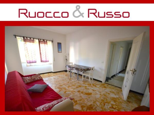 appartamento in vendita a Genova in zona Staglieno