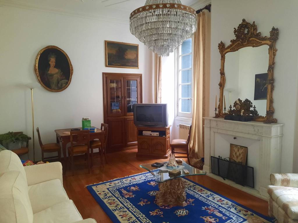 appartamento in vendita a Genova in zona San Vincenzo