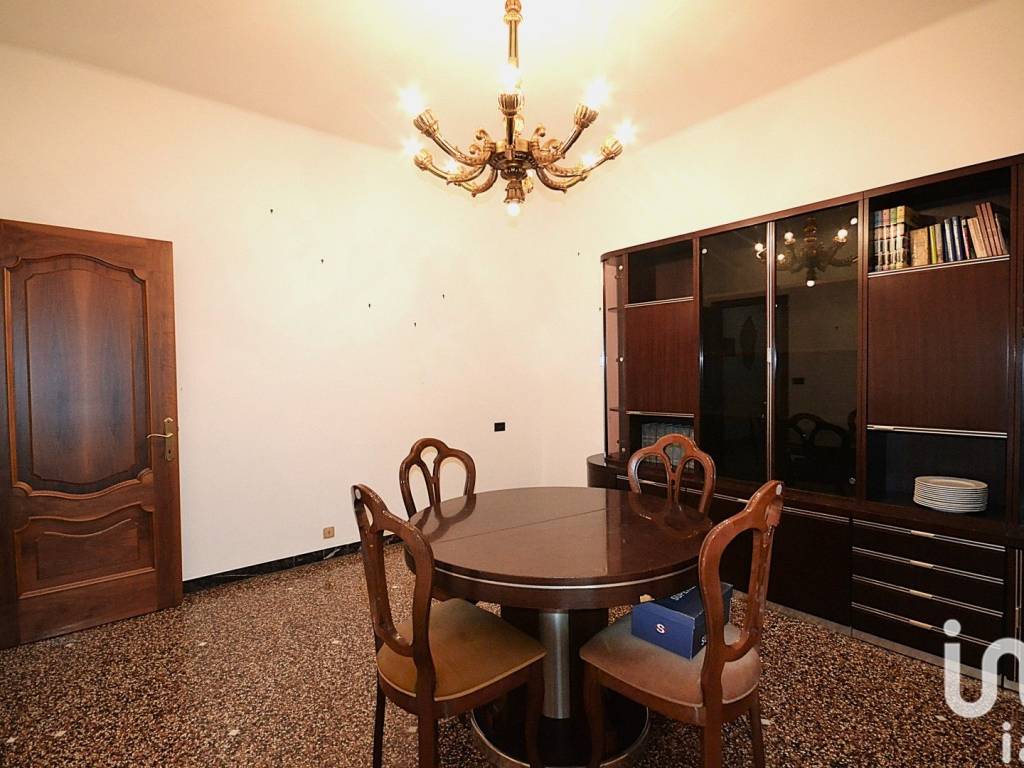appartamento in vendita a Genova in zona San Benigno