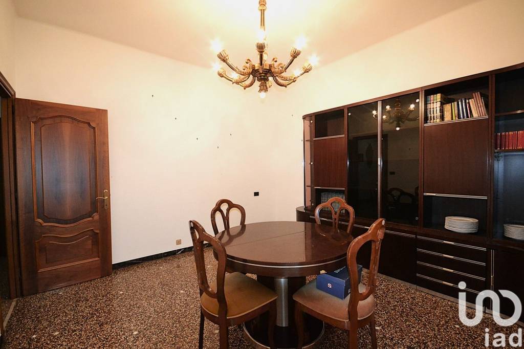 appartamento in vendita a Genova in zona San Benigno