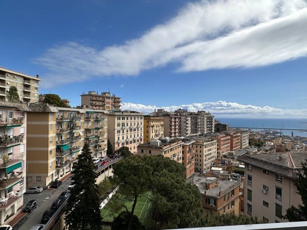appartamento in vendita a Genova in zona Castelletto