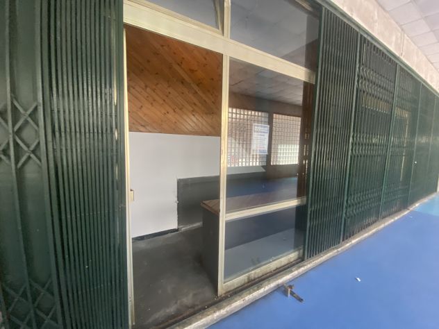 ufficio in vendita a Genova in zona Sampierdarena