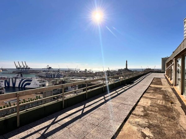 ufficio in vendita a Genova in zona San Teodoro